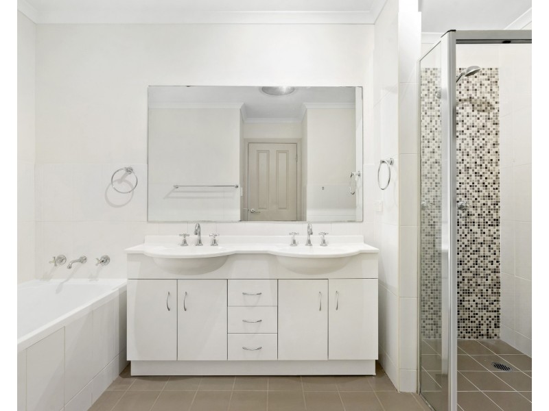 1/19 Cusack Avenue, Casula NSW 2170