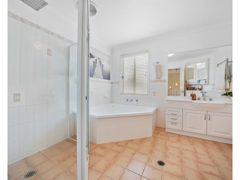 2 Hamlin Street, Quakers Hill NSW 2763