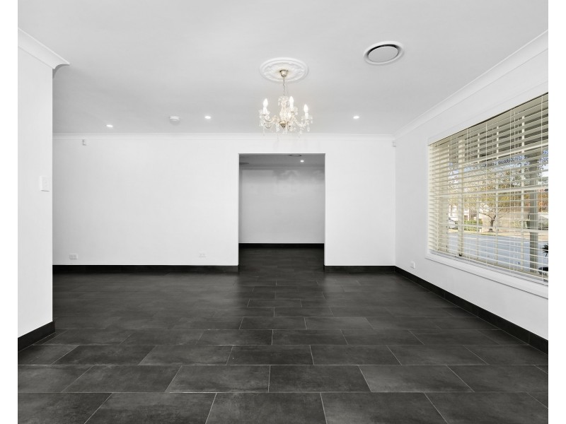 17 Brae Street, Prospect NSW 2148