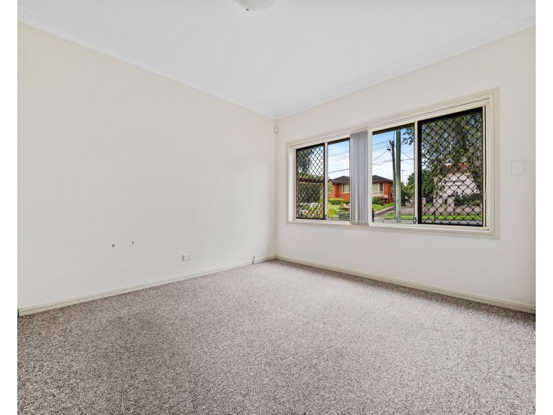 12 Corryong Street, Fairfield West NSW 2165