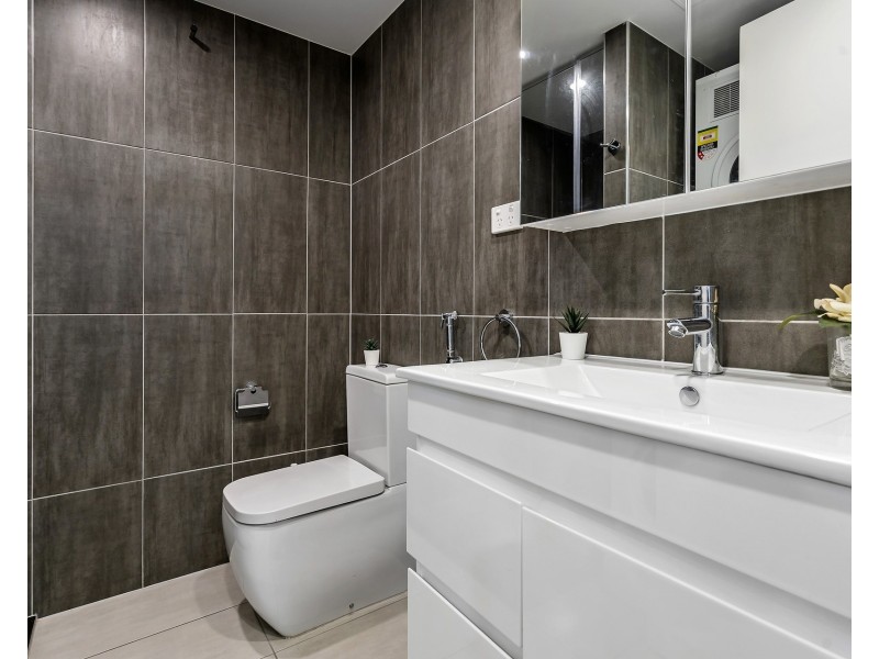 1703/5 Second Avenue, Blacktown NSW 2148