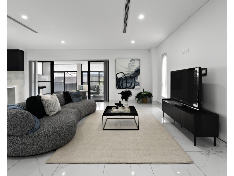 88 Warwick Road, Merrylands NSW 2160