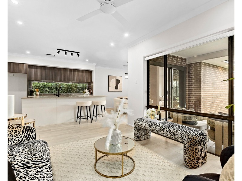 38 Pecan Crescent  (grantham Farm), Riverstone NSW 2765