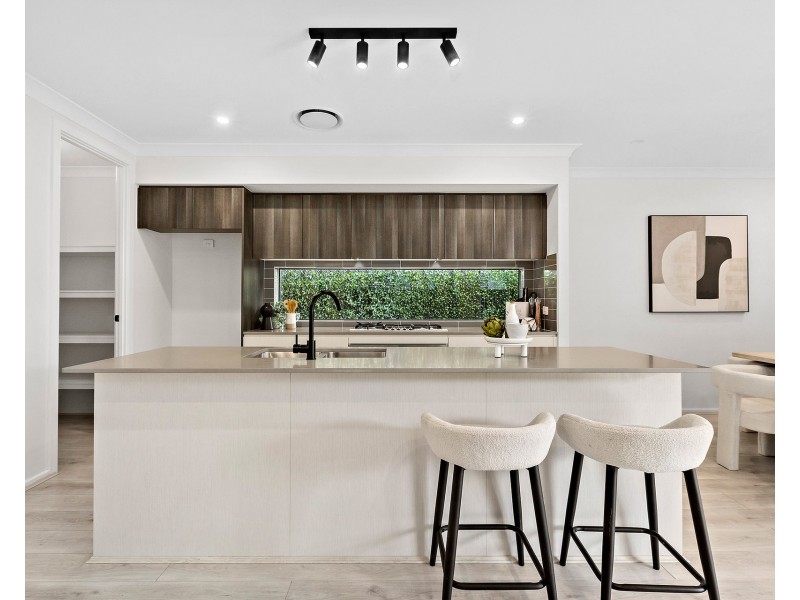 38 Pecan Crescent  (grantham Farm), Riverstone NSW 2765