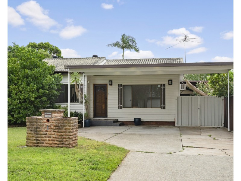 1 Dorothy Crescent, Colyton NSW 2760