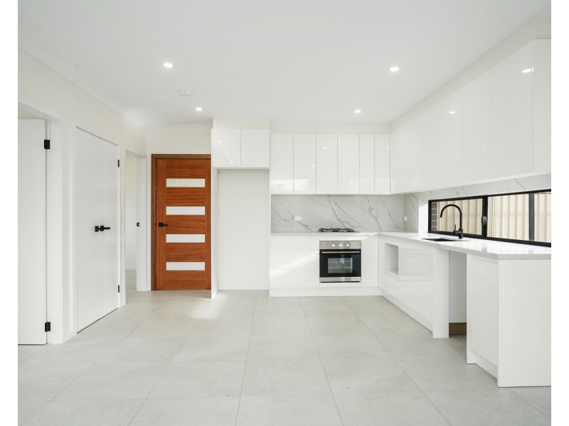 15a Mifsud Crescent, Oakhurst NSW 2761