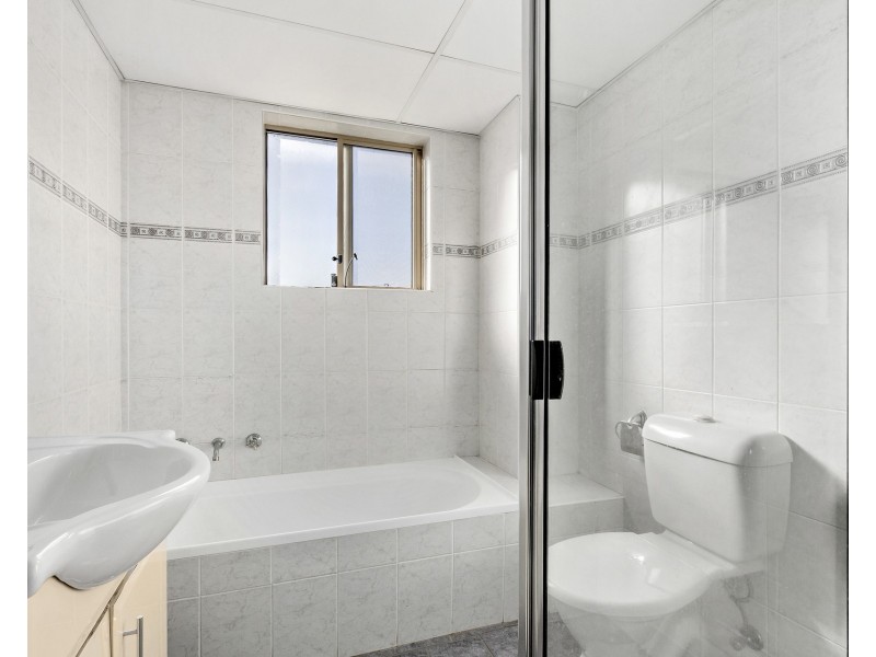 29/30-32 Fifth Avenue, Blacktown NSW 2148