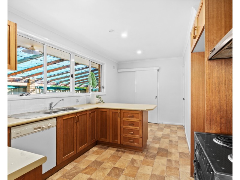 2A Roseneath Place, Baulkham Hills NSW 2153