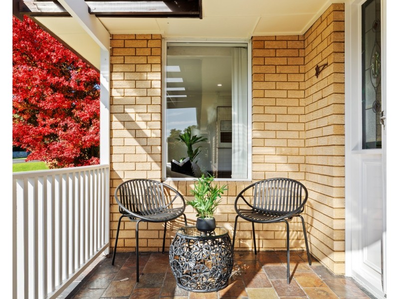 2A Roseneath Place, Baulkham Hills NSW 2153