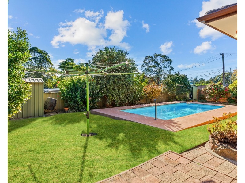 2A Roseneath Place, Baulkham Hills NSW 2153