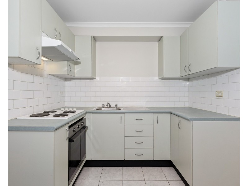 12/25-27 Fourth Avenue, Blacktown NSW 2148