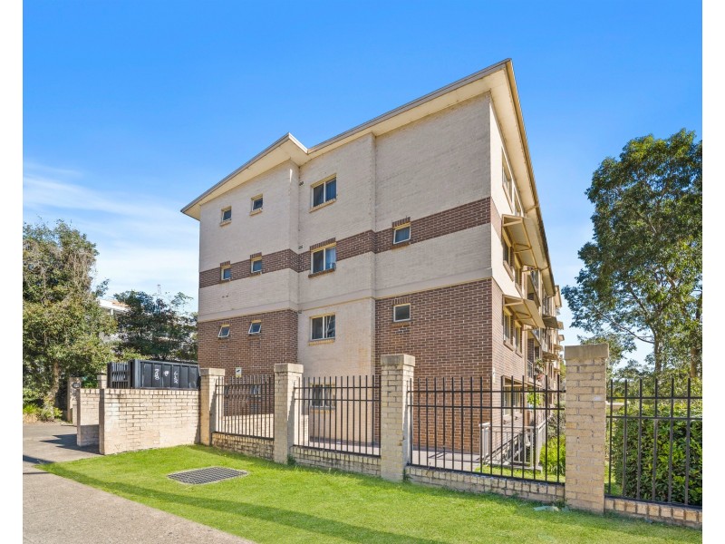 23/14-18 Fourth Avenue, Blacktown NSW 2148