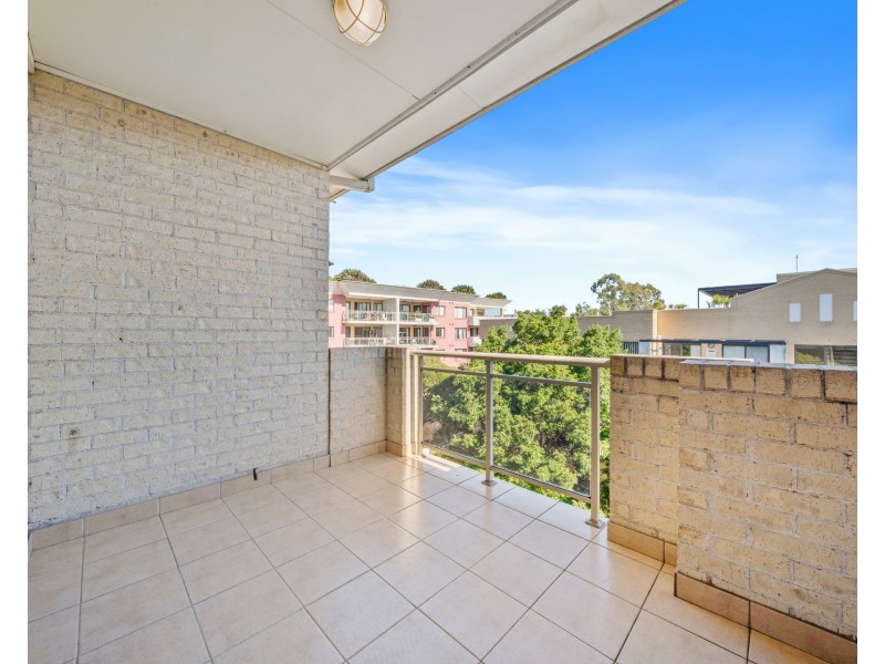 23/14-18 Fourth Avenue, Blacktown NSW 2148