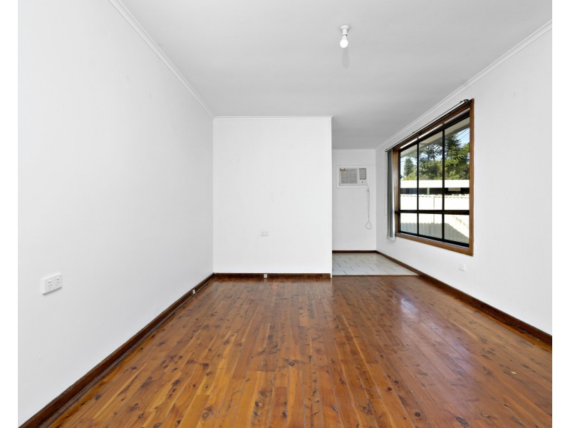 4 Blain Street, Toongabbie NSW 2146