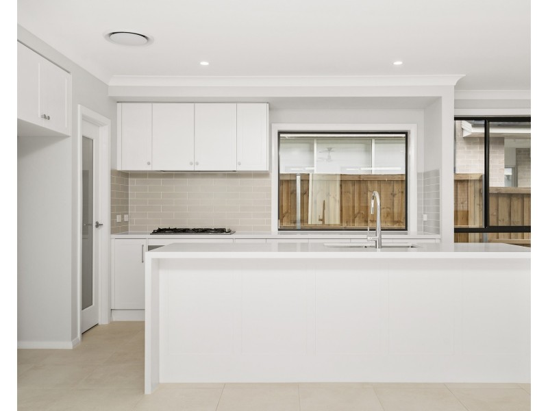 13 Bat Street, Box Hill NSW 2765