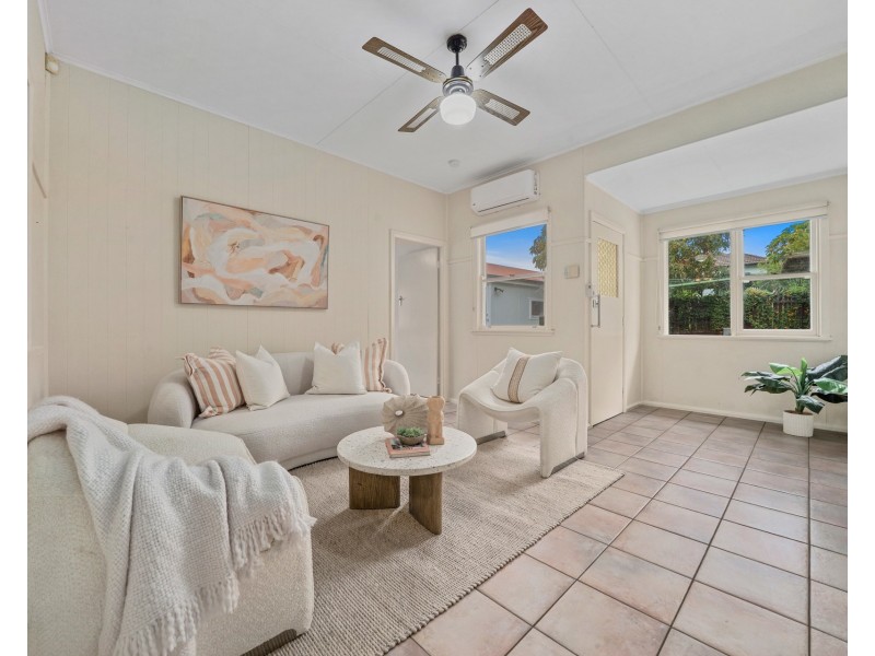 8 Prospect Street, Blacktown NSW 2148