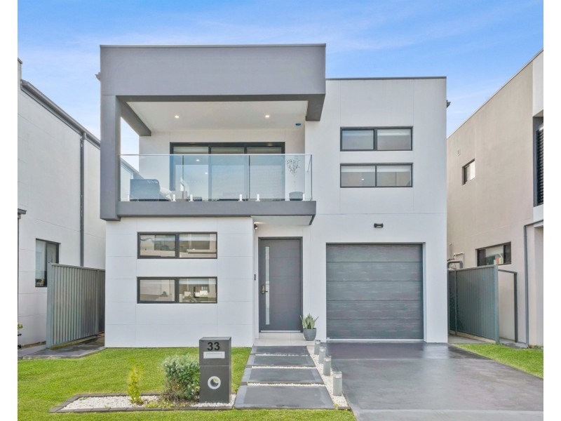 33 Pecan Crescent, Riverstone NSW 2765