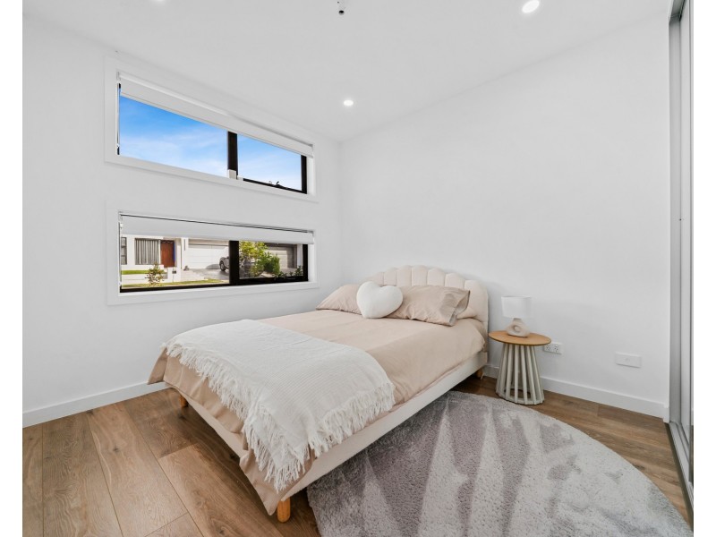 33 Pecan Crescent, Riverstone NSW 2765