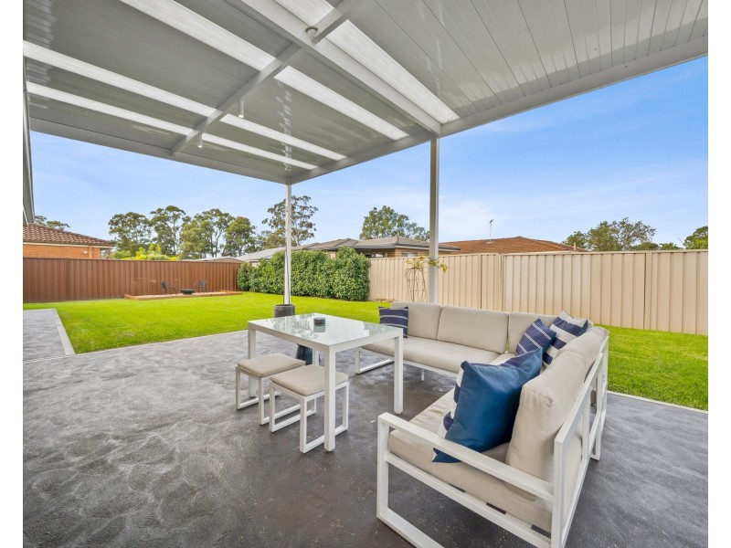 6 Merevale Place, Oakhurst NSW 2761