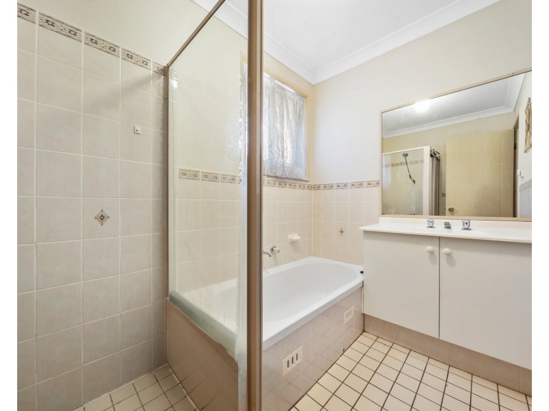 18 Newnham Street, Dean Park NSW 2761