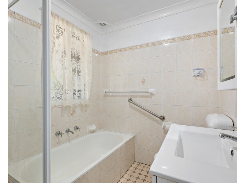 66 Narcissus Avenue, Quakers Hill NSW 2763