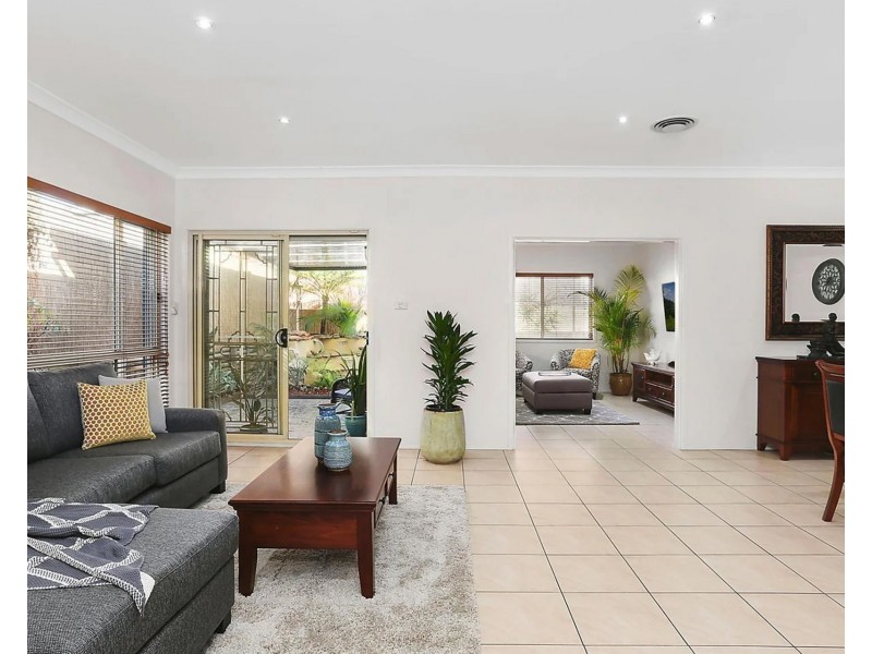 96 Chepstow Drive, Castle Hill NSW 2154