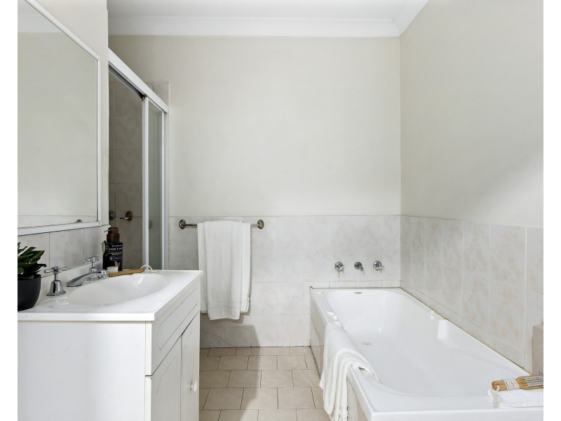 25/8-10 Fourth Avenue, Blacktown NSW 2148
