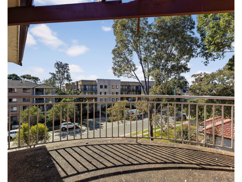 25/8-10 Fourth Avenue, Blacktown NSW 2148