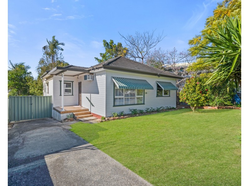 19 Lennox Street, Old Toongabbie NSW 2146