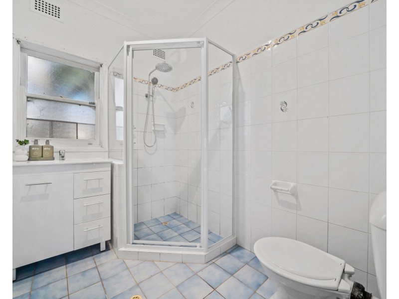 19 Lennox Street, Old Toongabbie NSW 2146