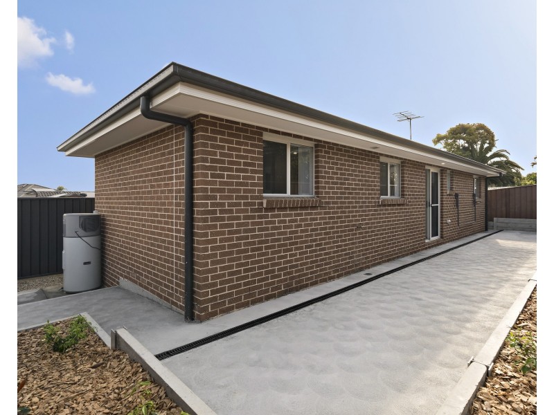 17a Hinkler Place, Doonside NSW 2767