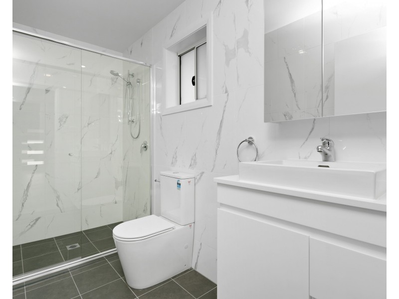 17a Hinkler Place, Doonside NSW 2767