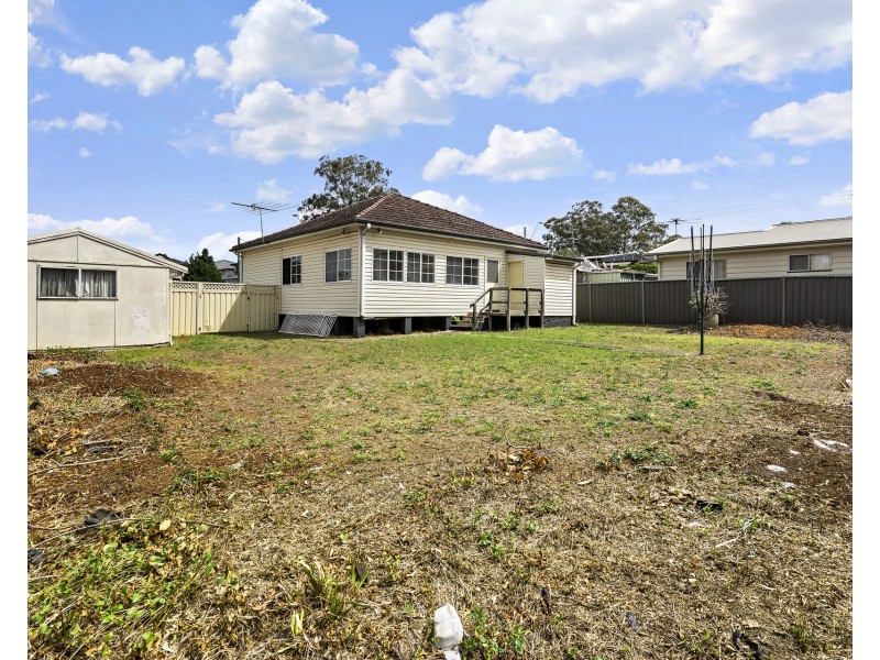 27 McCulloch Road, Blacktown NSW 2148