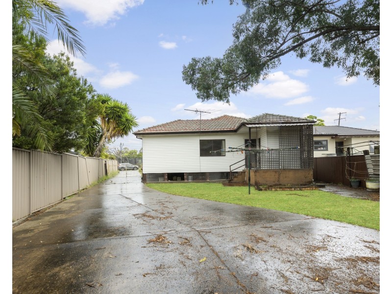 17 Doonside Crescent, Blacktown NSW 2148