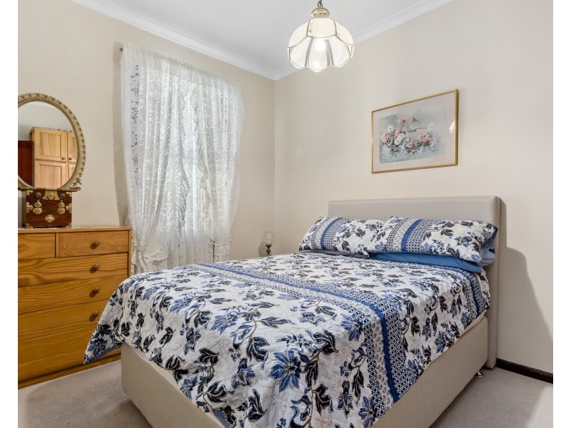 16 Danny Road, Lalor Park NSW 2147