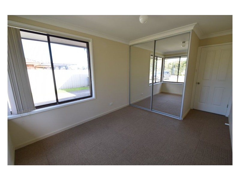 8 Reef Street, Quakers Hill NSW 2763