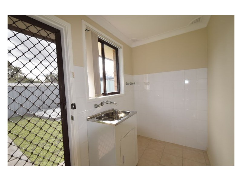 8 Reef Street, Quakers Hill NSW 2763