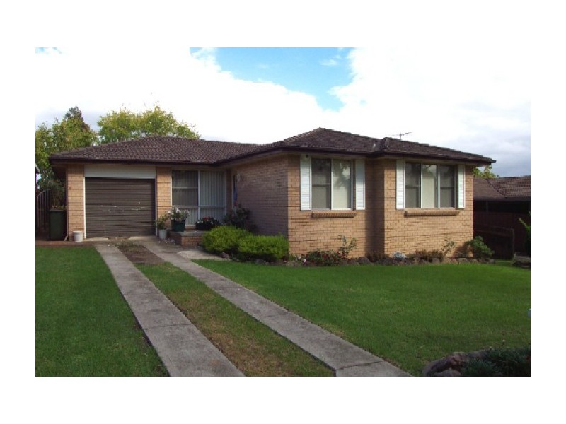 13 Dinton Street, Prospect NSW 2148