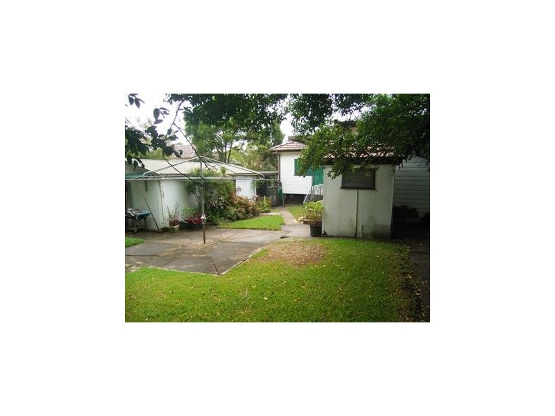 27  Scott Street, Toongabbie NSW 2146