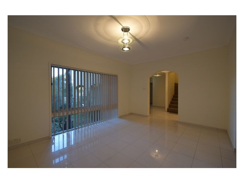 16 Lacey Place, Blacktown NSW 2148