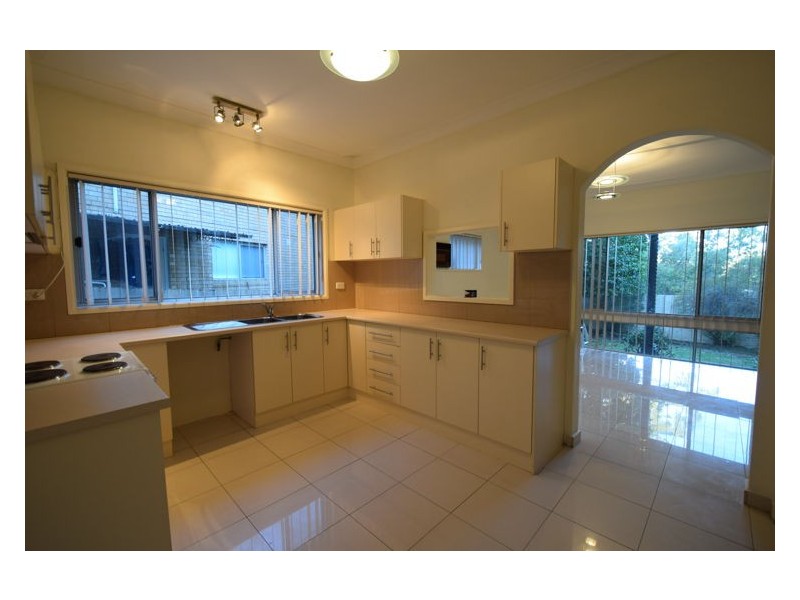 16 Lacey Place, Blacktown NSW 2148