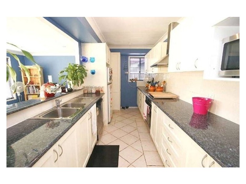 11 Primrose Circuit, Claremont Meadows NSW 2747