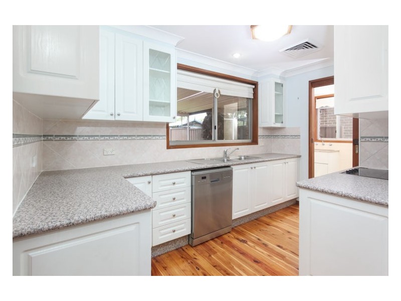 17 Donohue Street, Kings Park NSW 2148