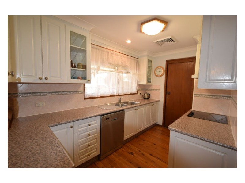 17 Donohue Street,, Kings Park NSW 2148