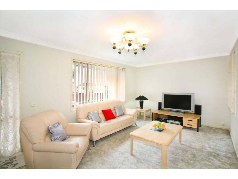 9 Griffin Place, Huntington Heights NSW 2767