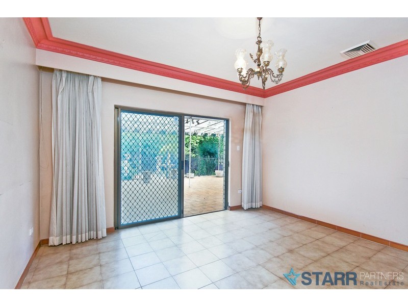 50 Beethoven Street, Seven Hills NSW 2147