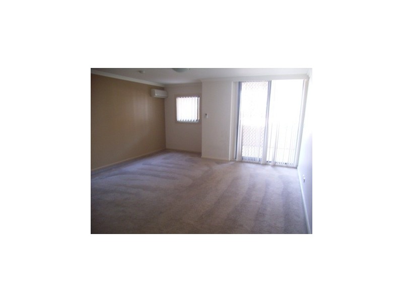 2/502 Carlisle Ave,, Mount Druitt NSW 2770