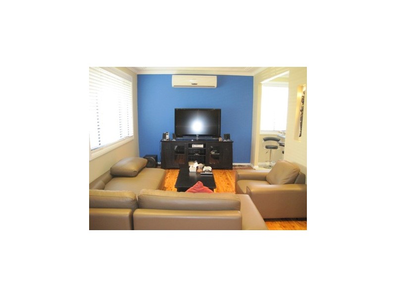 8 Robina Street,, Blacktown NSW 2148