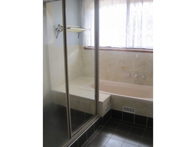 House 86 Donohue Street,, Kings Park NSW 2148