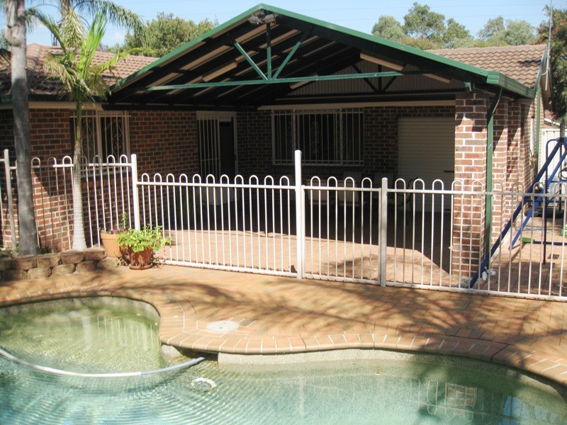 11 Batten Place, Doonside NSW 2767